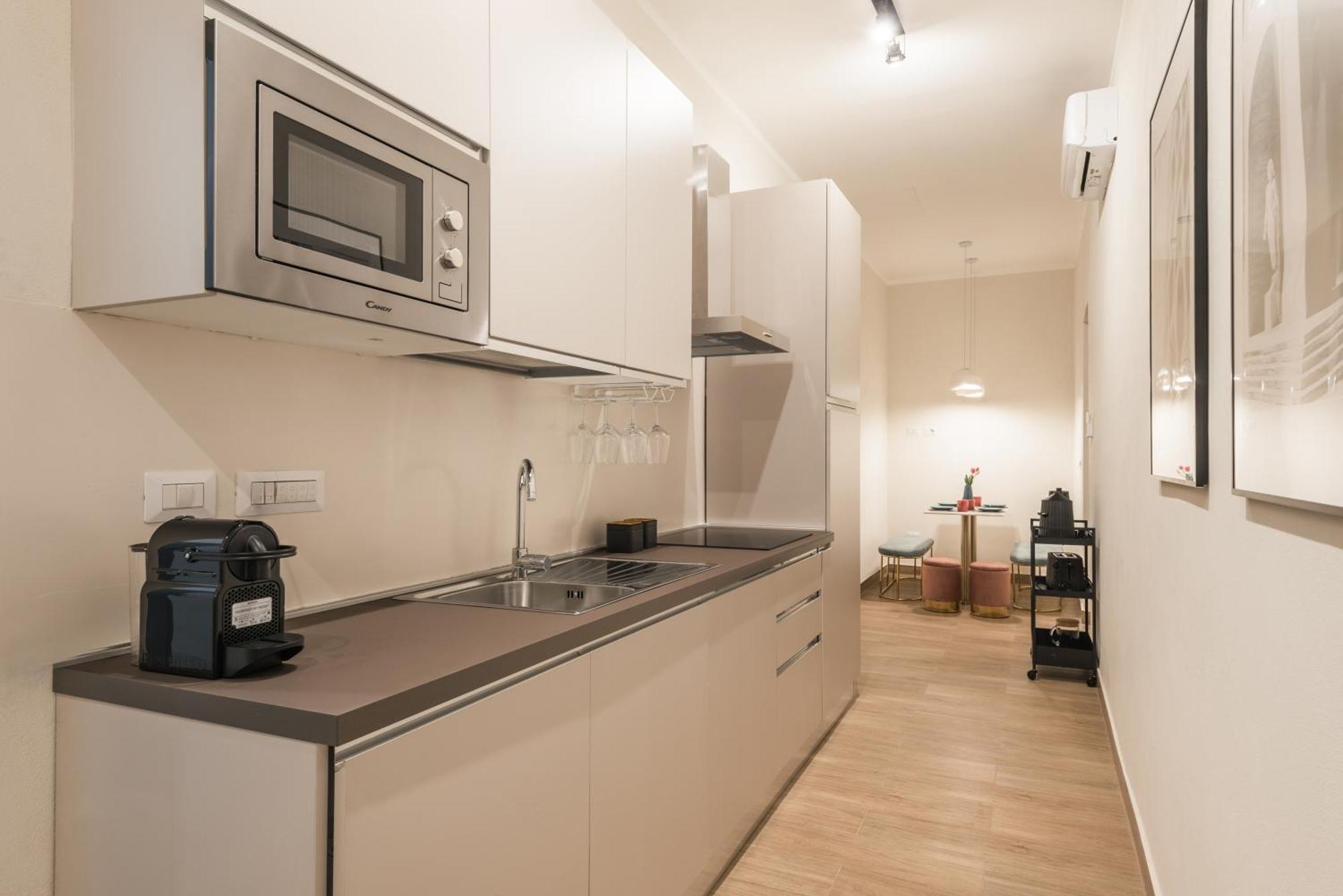 C3 Top Class Apartment, 2 Camere Da Letto, 2 Bagni, Giardino Distante 15 Minuti A Piedi Da Fontana Di Trevi Roma Eksteriør bilde
